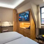 Nashi 4* エアフルト