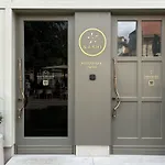 Nashi ホテル エアフルト