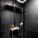 Nashi ホテル エアフルト