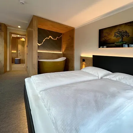 Nashi 4* Erfurt