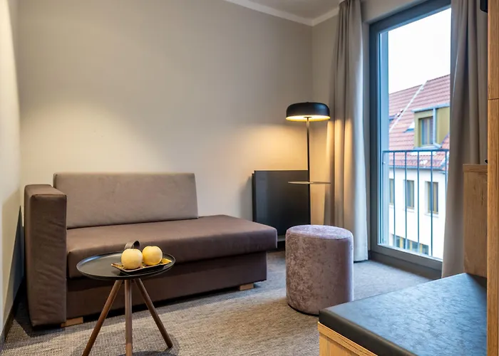 ホテル Nashi エアフルト